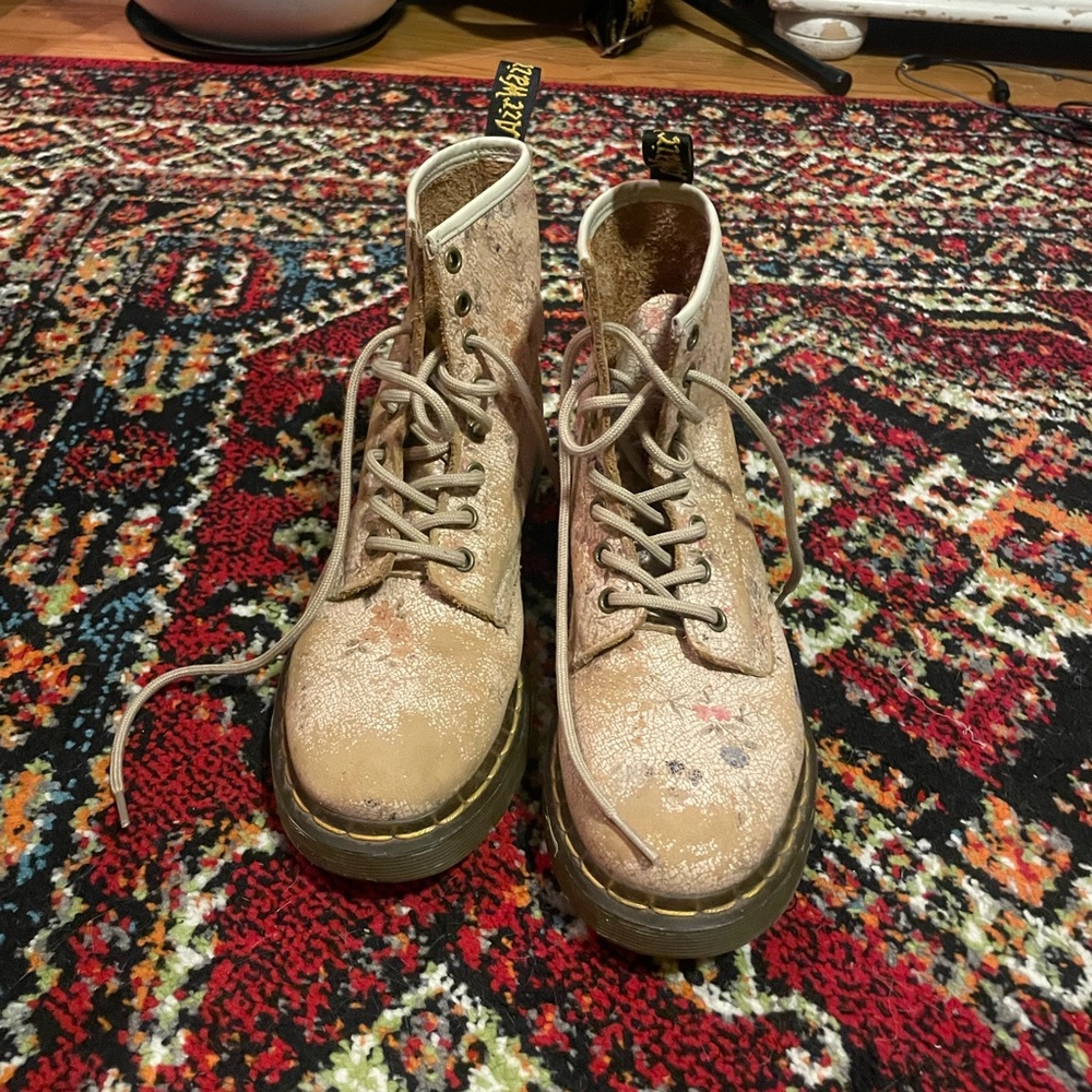 Vintage Floral Doc Martens, women’s size 7